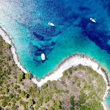 Hotel na wodzie Croatia By Luxury Catamaran *